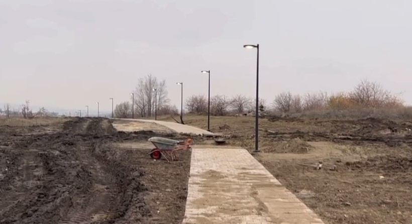 Николай Панков указал на недочеты при строительстве парка на Корсачке в Саратове Николай Панков указал на недочеты при строительстве парка на Корсачке в Саратове